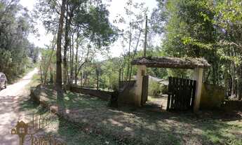 Imagem 2: Venda - Ótima chácara 4.500m² com casa com 2 dormitórios, área de churrasco e lago com nas