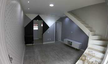 Imagem 4: Venda - Ótima Casa com 2 dormitórios, móveis, quintal com churrasqueira - em condomínio fe