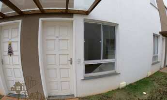 Imagem 3: Locação/Venda- Ótima Casa, cozinha com móveis planejados, 2 dormitórios, quintal, 2 vagas