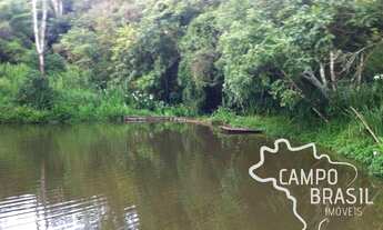 Imagem 3: Chácara com 6mil m², com casa boa, piscina e lago! Estuda permuta!