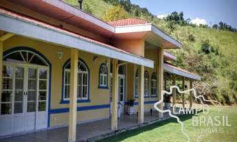 Imagem 2: Lindo sítio cinematográfico! Com acesso na represa, casa boa e curral!