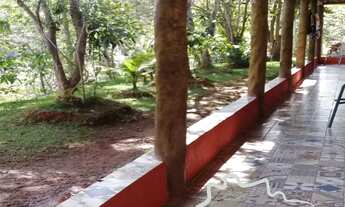 Imagem 5: Ótima chácara em condomínio fechado! Com piscina, churrasqueira e quiosque!