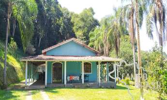 Imagem 2: Linda chácara bem localizada! Com casa boa, pomar e área de lazer!