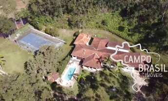 Imagem: FAZENDA RICA EM ÁGUA E PORTEIRA FECHADA