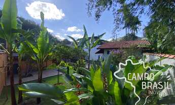 Imagem: Chácara urbana com estilo rústico, duas