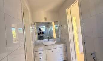 Imagem 6: Descubra a casa dos seus sonhos em Abrantes, Camaçari-BA: 5 quartos, 4 suítes, 3 salas, 5