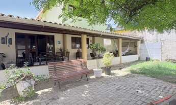 Imagem 2: Viva o sonho da casa própria em Ipitanga! Casa com 3 quartos, 3 suítes e 6 vagas de garage