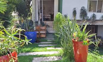 Imagem 2: Casa de Luxo em Condomínio: 4 Quartos, 4 Suítes, 3 Salas, 6 Banheiros - LPHAVILLE LITORAL