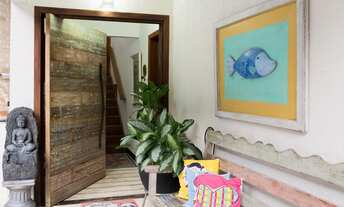 Imagem 3: SOBRADO A VENDA COM 5 DORMITÓRIOS EM CONDOMÍNIO FECHADO NA PRAIA DO GUAECÁ