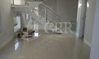 Imagem: Casa de 4 suítes no condomínio Floradas