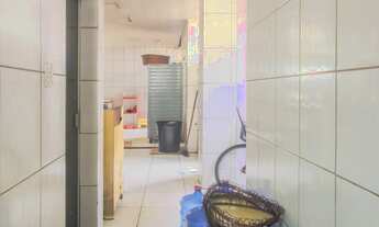 Imagem 3: 1 banheiros, 240M² de Área Construída