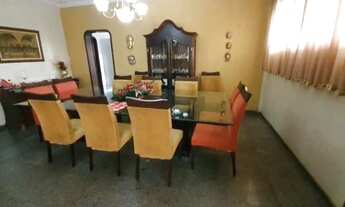 Imagem 3: 4 dormitórios, 4 suíte, 5 banheiro, 2 vagas na garagem, 450M² de Área Construída