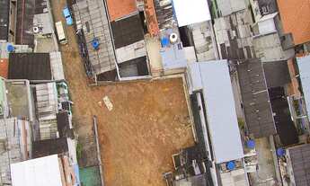 Imagem: Terreno de 500 m² pronto para edificação