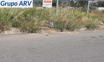 Imagem: Terreno com 300 m² faz 2 casas no Alvinópolis