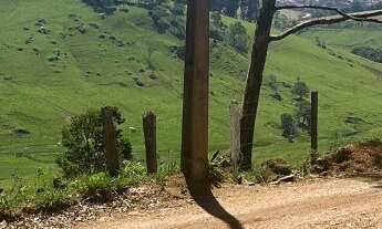 Imagem 2: Terreno com 438 m² em Pedra Bela