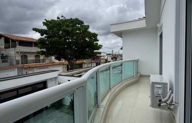 Imagem 2: Casa de Luxo à Venda em - Guarulhos SP: 4 Quartos, 4 Suítes, 3 Salas, 5 Banheiros, 2 Vagas