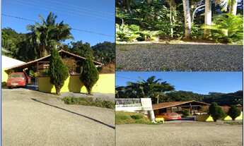 Imagem 2: 2 dormitórios, 1 banheiros, 1 vaga na garagem, 120M² de Área Construída, 400M² de Área Tot