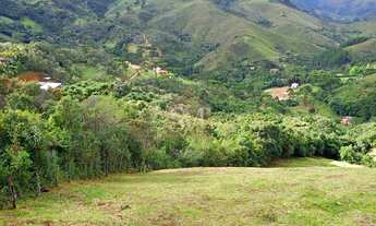 Imagem 7: Sítio Itamonte-MG: Casa com 3 Quartos, Suíte, Varanda com Vista para Vale!