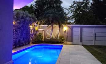 Imagem 3: Casa de Luxo na Barra da Tijuca: 4 Suítes, 332m², Condomínio Santa Marina Reformada e Pro