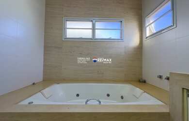 Imagem 5: Casa á venda no Condomínio Ipê Roxo com 5 dormitórios 615 m² Vila do Golfe - Ribeirão Pret