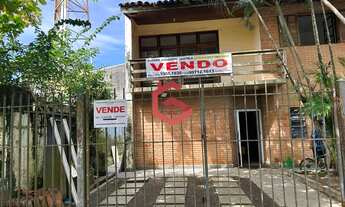 Imagem 1: Imperdível casa à venda em Guarujá-SP, Jardim Marecéu: 5 quartos, 1 suíte, 3 salas, 3 banh