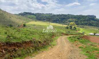 Imagem: Ótima chácara pertinho da cidade! Com
