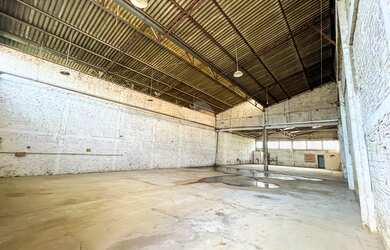 Imagem 4: Excelente barracão dentro de condomínio fechado! 490 m²