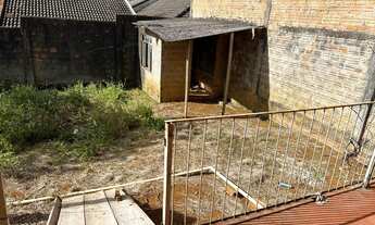 Imagem 4: VENDE-SE TERRENO COM CASA DE PRÉ MOLDADO NO ALTO DA XV