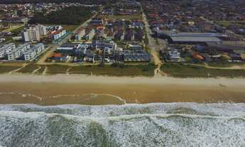 Imagem 4: Imobiliária La Casa vende: Excelente apartamento duplex em Guaratuba, frente para a praia!