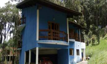 Imagem 2: CASA COM TRÊS ANDARES CONDOMÍNIO – GREEN VALLEY - COD: 3268