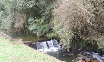 Imagem: BELÍSSIMO SITIO COM PEQUENA CACHOEIRA COD