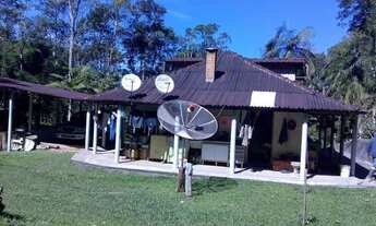 Imagem 2: Excelente Sítio com 34.000 m² com 2 Lagos, 2 Nascentes COD: 4810