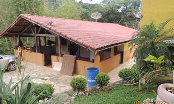 Imagem 2: ENCANTADORA CHÁCARA COM PISCINA E LAGOS COD: 4857