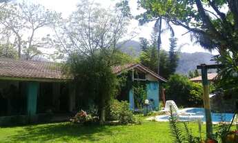 Imagem: ENCANTADORA CHÁCARA COM PISCINA COD 5197