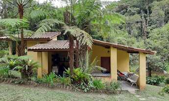 Imagem: ENCANTADOR SÍTIO COM LAGO E CACHOEIRA COD