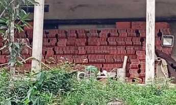 Imagem 3: EXCELENTE CHÁCARA DE 2.500M² COM PISCINA COD: 5279 F:(11) 97302-9229 CESAR