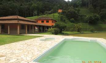 Imagem: EXCELENTE SÍTIO COM PISCINA, LAGOS E NASCENTES