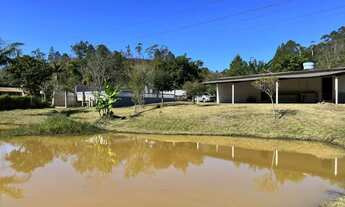 Imagem: EXCELENTE CHÁCARA COM PISCINA E LAGO COD