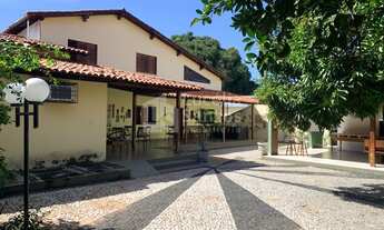 Imagem: Casa duplex à venda no Bairro Horto Teresina