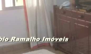 Imagem 2: Sobrado com 2 dormitórios, 2 banheiros, e 2 vagas, no Jardim Satélite