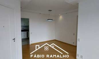 Imagem 7: Apartamento com 3 dormitórios, varanda, e 2 vagas. Jardim Marajoara