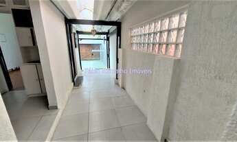 Imagem 4: Casa para venda na Vila Cordeiro, com 3 dormitórios, e vaga de garagem