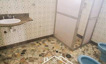 Imagem 7: Sobrado para venda na Av. Interlagos. 3 dormitórios, edícula, e 3 vagas de garagens