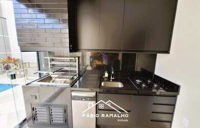 Imagem 6: Sobrado com 4 suítes, 5 banheiros, e 4 vagas de garagens. Vila Anhanguera