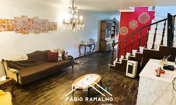 Imagem 3: Sobrado de esquina à venda, em Veleiros, com 3 dormitórios, e 3 vagas de garagens