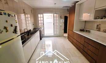 Imagem 5: Sobrado à venda no Campo Grande, com 2 dormitórios, suíte, e vaga de garagem