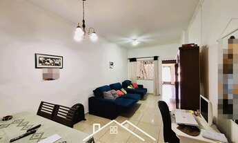 Imagem 3: Casa térrea à venda no Jardim Marajoara, com 2 dormitórios, suíte, e 4 vagas de garagens