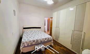 Imagem 6: Casa térrea à venda no Jardim Marajoara, com 2 dormitórios, suíte, e 4 vagas de garagens