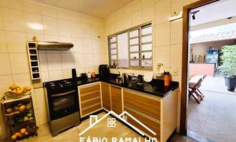 Imagem 4: Sobrado à venda no Jardim Luso, com 3 dormitórios, espaço gourmet, e uma vaga