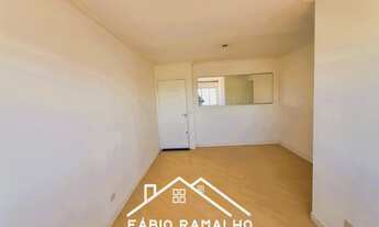 Imagem 3: Apartamento com 2 dormitórios, e vaga de garagem, à venda em Interlagos